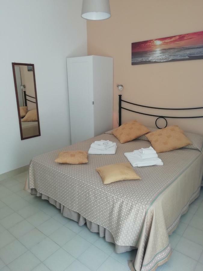 Hotel Noto Marina Stella Marina - B&B Lido di Noto Extérieur photo